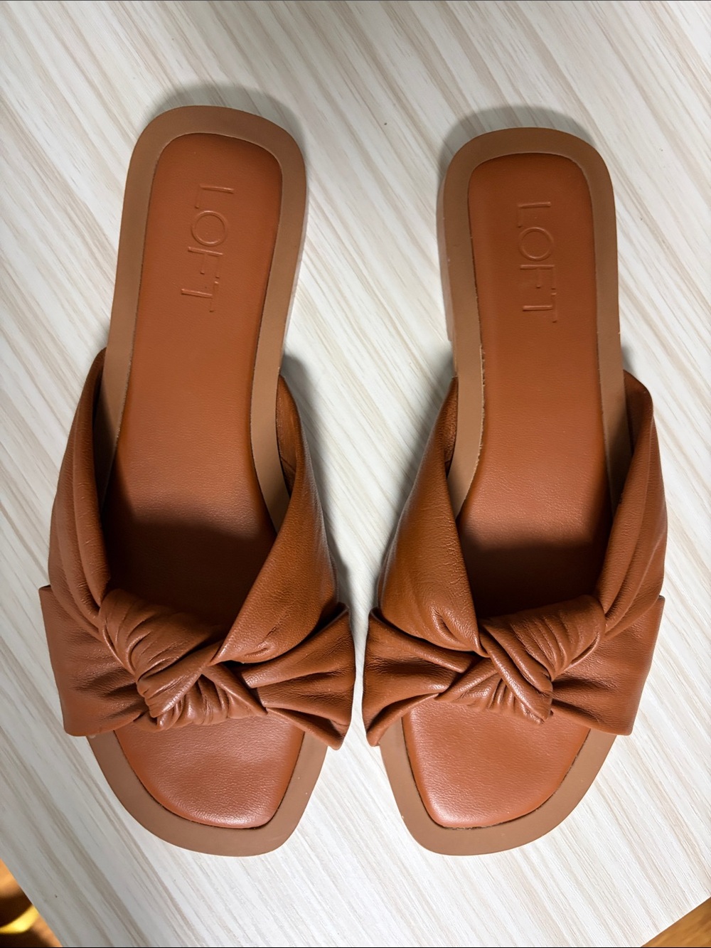 LOFT Brown Knotted Slide Sandals!! EUC